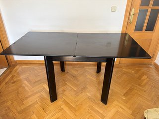 Mesa comedor extensible y 2 sillas