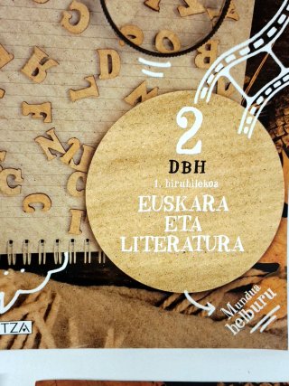 Vendo lote de libros de Euskera eta Literatura2HBD