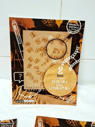Vendo lote de libros de Euskera eta Literatura2HBD