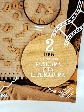 Vendo lote de libros de Euskera eta Literatura2HBD