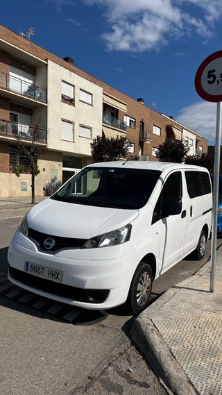 Nissan NV200 2012