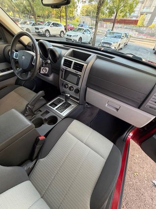 Dodge Nitro SXT 4x4 2.8CRD