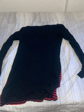 Camiseta Desigual Negra y Roja
