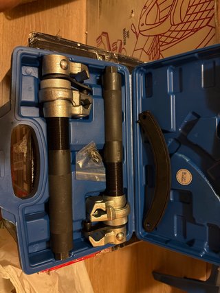 Extractor de muelles para coche
