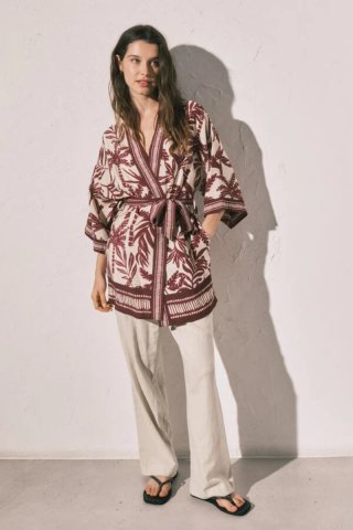 Kimono estampado granate talla única
