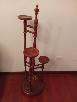 Macetero de madera
