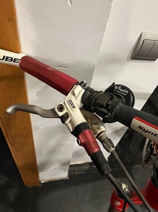Bicicleta de Montaña Cube Reaction en carbono