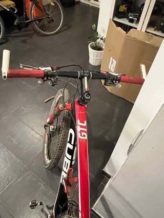 Bicicleta de Montaña Cube Reaction en carbono