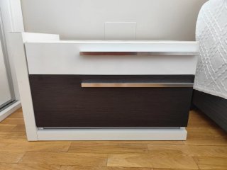 Cabecero, mesitas y canapé para cama de 150