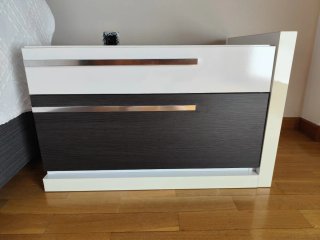 Cabecero, mesitas y canapé para cama de 150