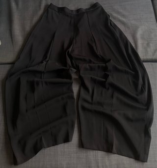 Pantalón Zara pinzas negro
