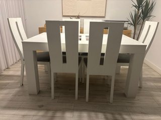 Mesa salon comedor y 6 sillas
