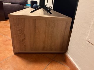 Mueble TV madera y blanco con cajones