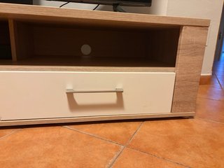 Mueble TV madera y blanco con cajones