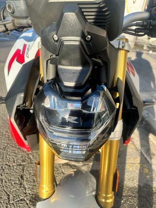 BMW F900 R (15.130kms) Full Equip