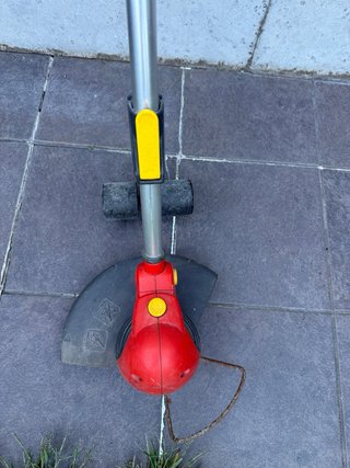 Cortacésped eléctrico de hilo