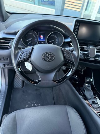 Toyota C-HR 2021