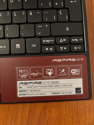 Acer Aspire One Rojo-Solo Tenerife