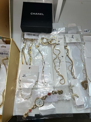 4€ a pezzo, gioielli fantasia acciaio inossidabile