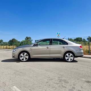 SEAT TOLEDO 1.6 Tdi STYLE _ 105 cv _ 2014