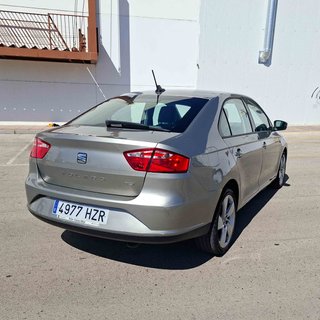 SEAT TOLEDO 1.6 Tdi STYLE _ 105 cv _ 2014