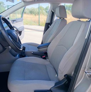 SEAT TOLEDO 1.6 Tdi STYLE _ 105 cv _ 2014