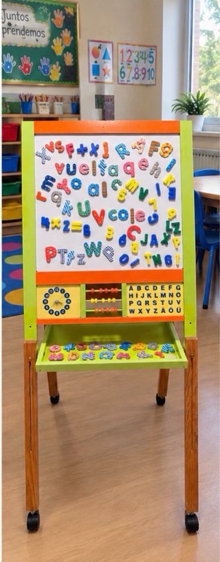 Pizarra infantil con 140 piezas