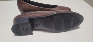Zapatos Pitillos de piel, color marrón chocolate