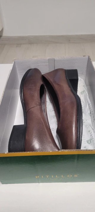 Zapatos Pitillos de piel, color marrón chocolate