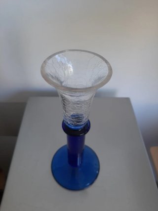 Candelabro de cristal azul