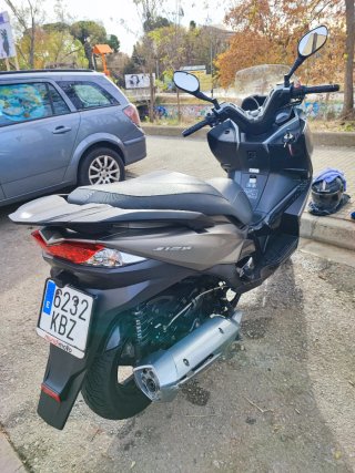 Oportunidad Kawasaki J125 Maxi Scooter