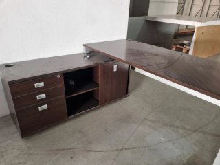 Lote Muebles Oficina: Escritorios y Cajoneras