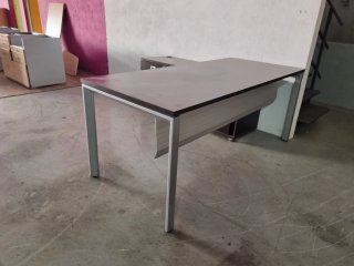 Lote Muebles Oficina: Escritorios y Cajoneras