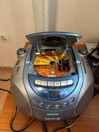 Reproductor CD Sanyo MP3-solo Tenerife