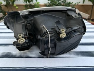 Faro VW Golf 4 Derecho