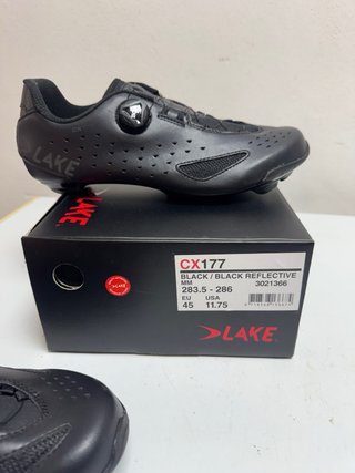 NUEVAS Zapatillas Lake CX177 Talla 45 Negras
