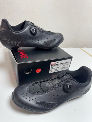 NUEVAS Zapatillas Lake CX177 Talla 45 Negras