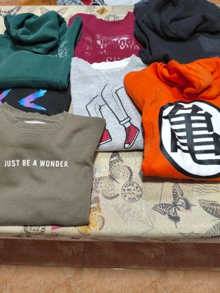 Lote 7 sudaderas Talla 12-14 años