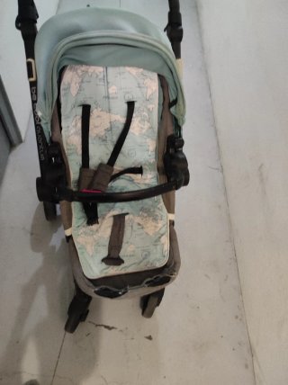 Silla de paseo con capazo nuevo Marca becool
