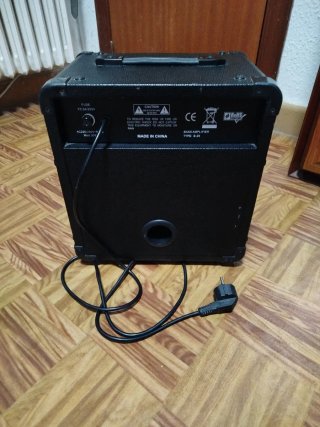 Amplificador Bajo VISION B-25