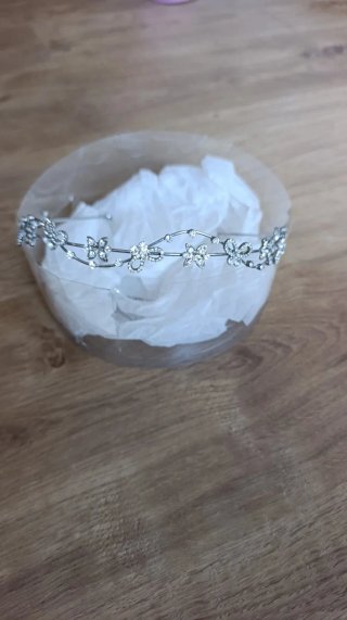 Tiara hecha a mano