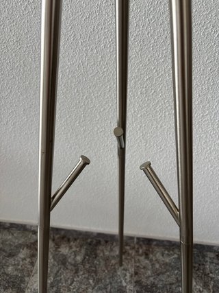 Perchero de pie metálico plateado Ikea