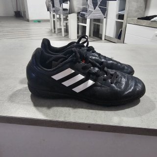 Botas de fútbol multitacos Adidas negras
