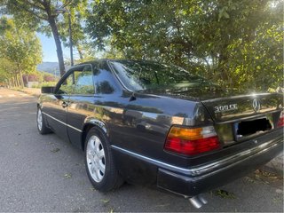Mercedes-Benz 300ce 1990