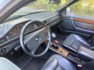Mercedes-Benz 300ce 1990