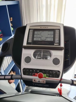 Cinta de correr Bladez TR202i