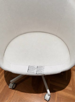Silla de escritorio IKEA.