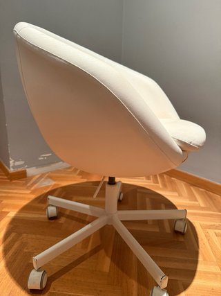 Silla de escritorio IKEA.