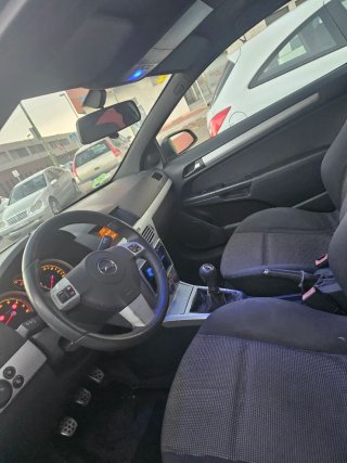 Opel Astra 2007