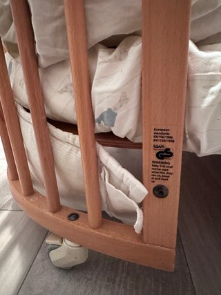 Cuna Stokke Ovalada Madera